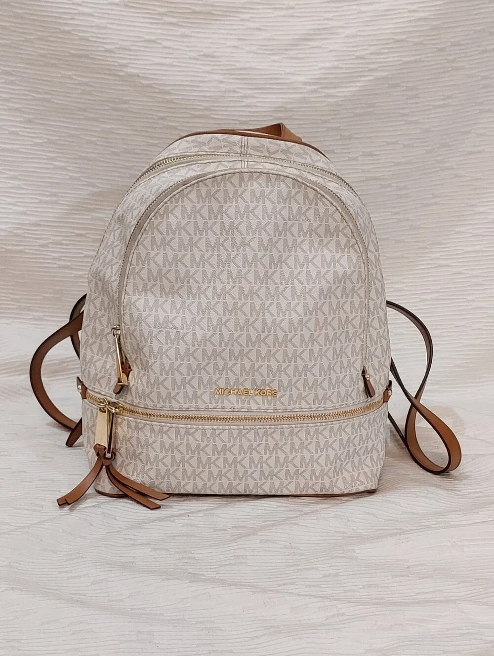 Michael Kors Jet Set Signature Vanilla Logo Backpack